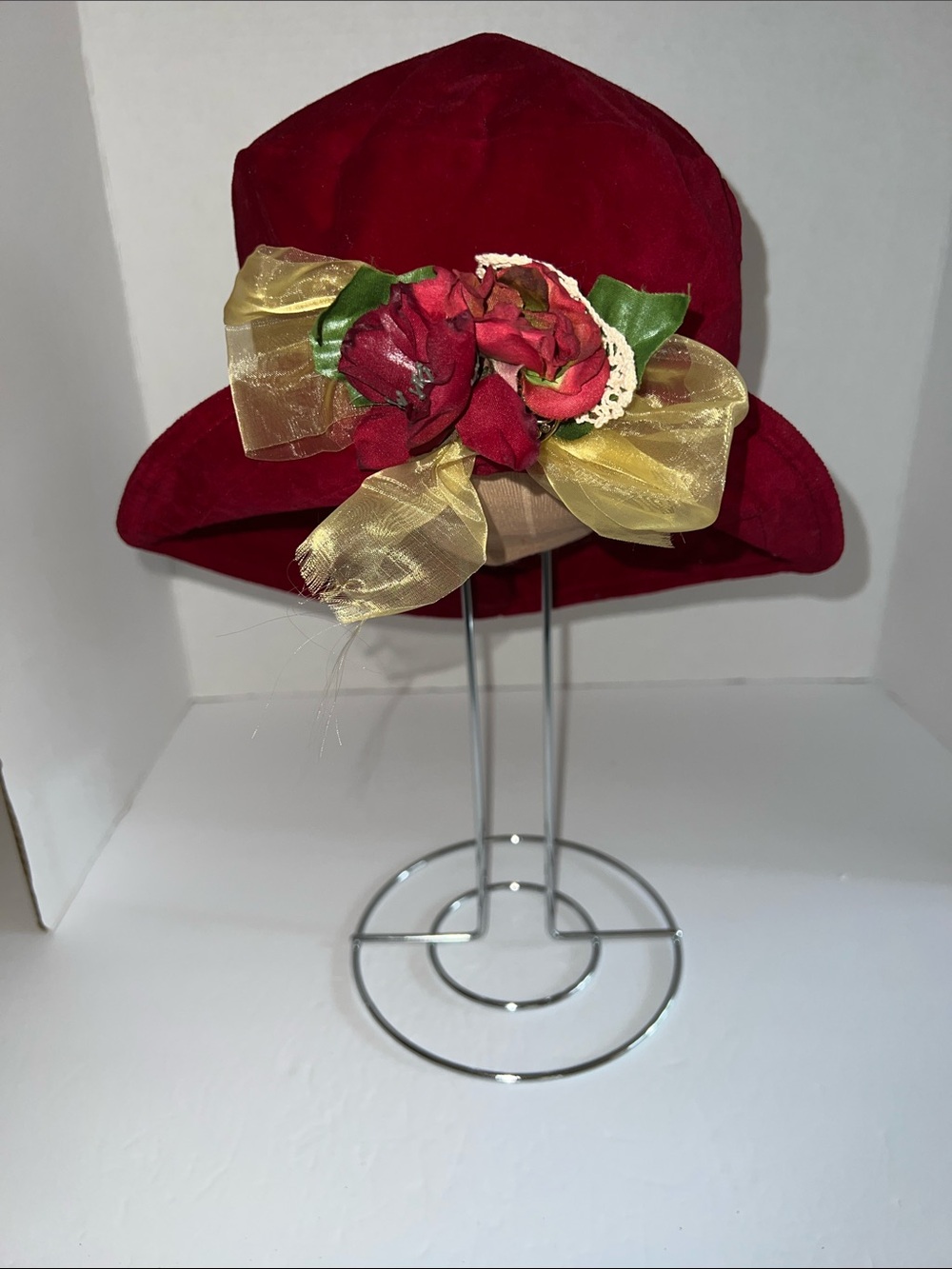 VTG Cotton Collection Burgundy Cloche Hat with Gold Ribbon and Floral Accent NOS